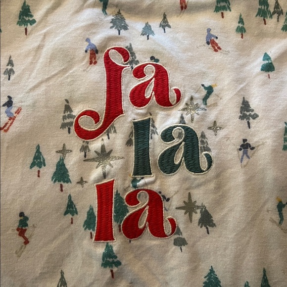 New - Honeydew Star Seeker Christmas Lounge Set in White - Picture 4 of 5